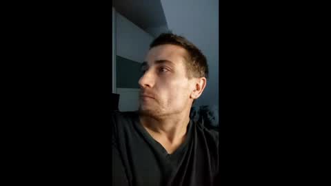 Snapshot of laichzeit1881 chatting on 12-15-25, 03:00 laichzeit1881 online show from 12-15-25, 03:00