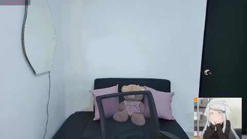 laila online show from 02-17-26, 03:47