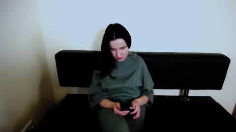 Snapshot of laimapinch_ chatting on 10-22-25, 02:17 Laima online show from 10-22-25, 02:17