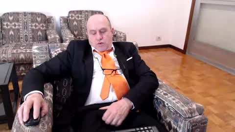 lajose52 online show from 01-10-25, 08:04