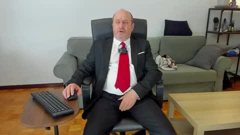 lajose52 online show from 10-23-25, 07:12