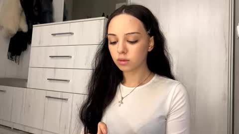 Snapshot of lakishaamini chatting on 11-26-25, 08:26 Emily online show from 11-26-25, 08:26