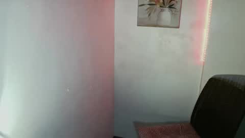 Snapshot of lakshmi_052704 chatting on 09-08-25, 06:29 lakshmi_052704 online show from 09-08-25, 06:29