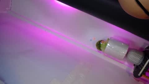 luna  online show from 02-16-26, 06:37