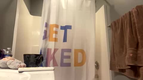 lalaaacx3 online show from 12-21-25, 06:15