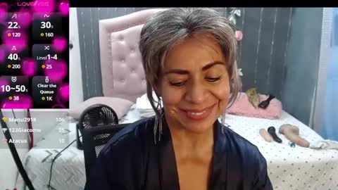 Snapshot of lalisha_96 chatting on 01-11-25, 02:20 lalisha online show from 01-11-25, 02:20