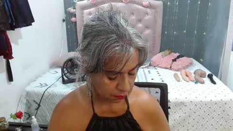 Snapshot of lalisha_96 chatting on 10-05-25, 12:20 lalisha online show from 10-05-25, 12:20