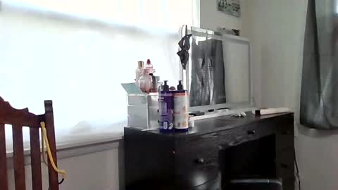 LALOVE99 online show from 09-30-25, 12:43