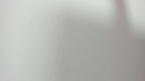 Laura online show from 10-28-25, 12:09