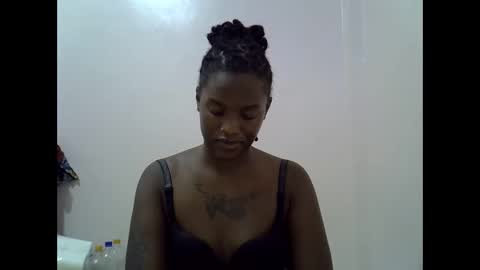 Snapshot of lamensha chatting on 09-15-25, 09:59 lamensha online show from 09-15-25, 09:59