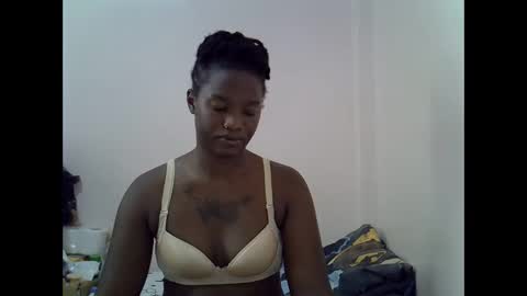 Snapshot of lamensha chatting on 10-15-25, 10:26 lamensha online show from 10-15-25, 10:26