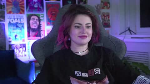 just call me Lana  and her security online show from 01-17-25, 02:18