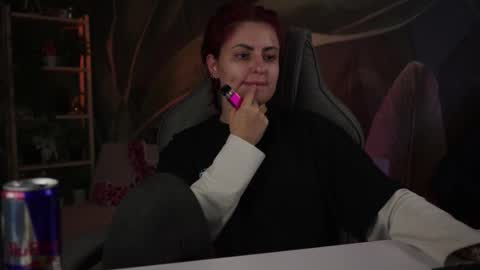 just call me Lana  and her security online show from 10-31-25, 11:11