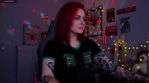 just call me Lana  and her security online show from 06-03-26, 09:34
