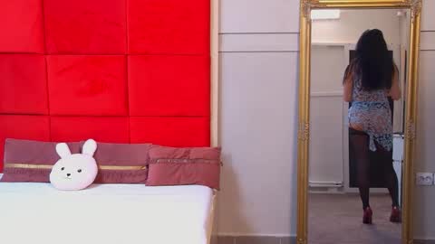 LanaBanner online show from 11-23-25, 07:19