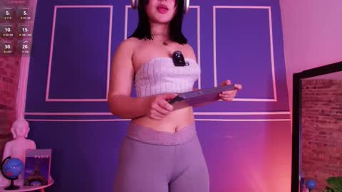  Lana  online show from 10-29-25, 11:23