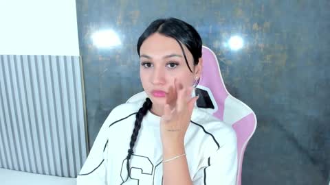 Lana online show from 10-03-25, 08:17