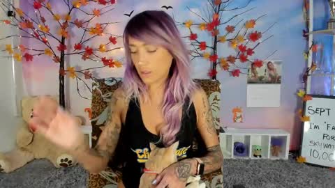 Lana Del Bae online show from 09-16-25, 01:39