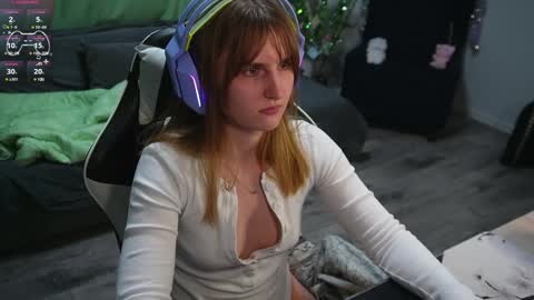 Kay online show from 01-22-25, 06:41