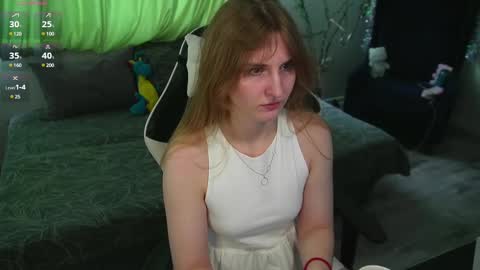 Kay online show from 03-10-25, 07:32