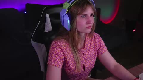 Kay online show from 09-30-25, 08:58