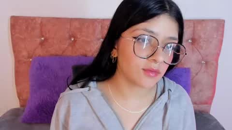 ... .          . ... online show from 03-05-25, 12:00