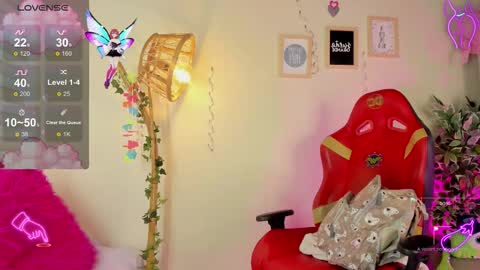 Lana online show from 09-19-25, 12:28