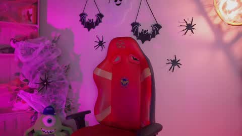 Lana online show from 10-08-25, 12:58