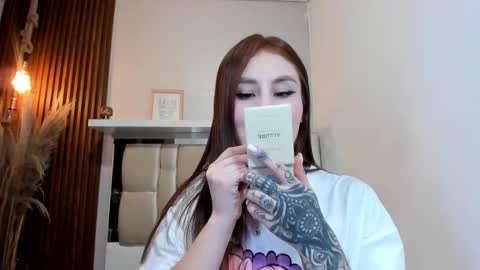 Lana     igauroraaaaaaaaa 1 online show from 10-17-25, 09:50