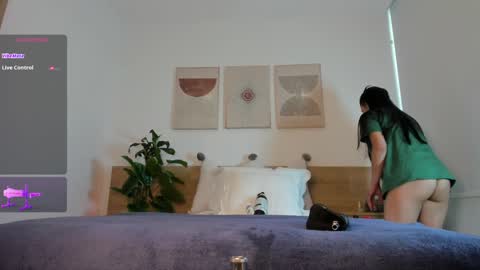 lana_kane_ online show from 12-08-24, 03:35