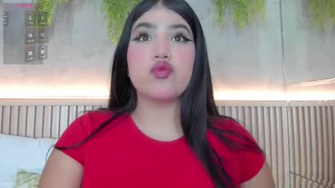 Snapshot of lana_lann chatting on 10-05-25, 11:52 lana_lann online show from 10-05-25, 11:52