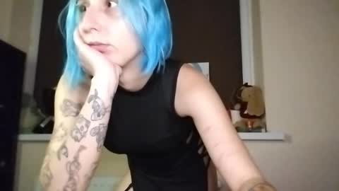 Snapshot of lana_tews chatting on 10-11-25, 07:12 lana_tews online show from 10-11-25, 07:12