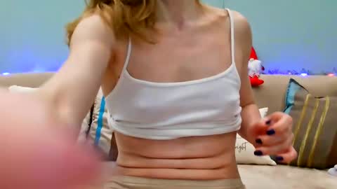 Snapshot of lanaangeldream chatting on 01-27-25, 10:06 Lana online show from 01-27-25, 10:06