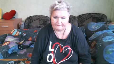 lanacat555 online show from 02-20-26, 11:11