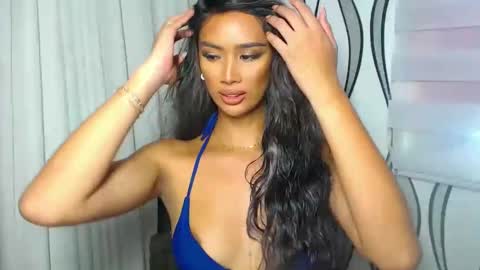 Snapshot of lanadel_hilton chatting on 01-03-25, 02:43 Lana online show from 01-03-25, 02:43