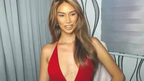 Snapshot of lanadel_hilton chatting on 01-26-25, 06:17 Lana online show from 01-26-25, 06:17