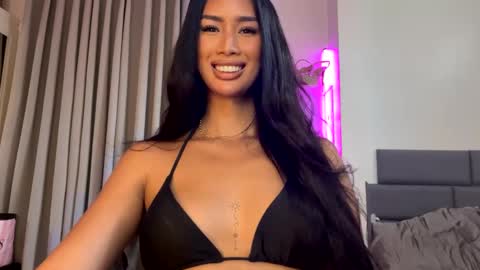 Snapshot of lanadel_hilton chatting on 03-12-25, 04:41 Lana online show from 03-12-25, 04:41