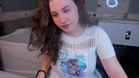 Lana online show from 03-05-26, 08:32