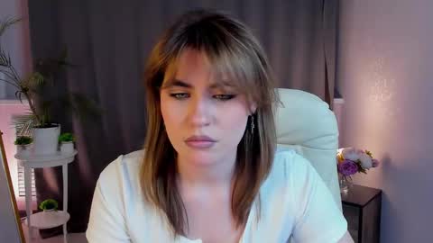 Snapshot of lanafrost chatting on 02-08-26, 12:52 LanaFrost online show from 02-08-26, 12:52