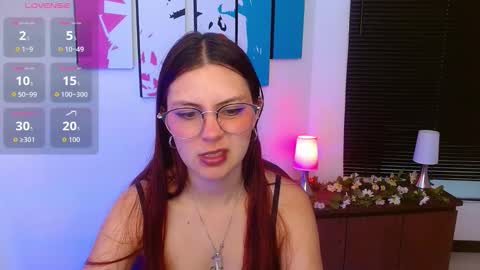 Alana Garcia  online show from 11-10-25, 11:42