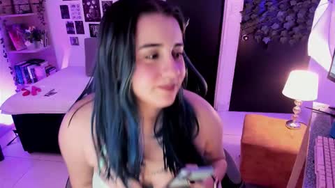 lanaherondale_ online show from 11-19-25, 09:31