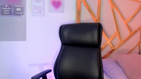 LanaJones online show from 11-13-25, 01:10