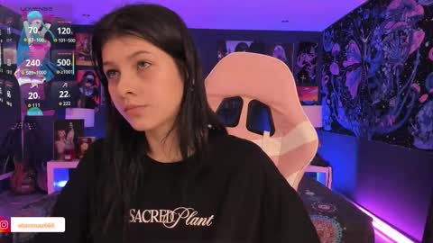 L A N A  online show from 11-06-25, 11:11