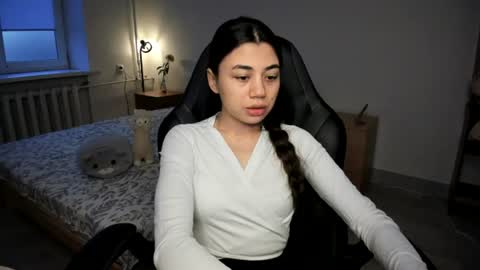 Snapshot of lanalandd chatting on 07-01-26, 07:35 Lana online show from 07-01-26, 07:35