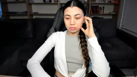 Snapshot of lanalandd chatting on 07-12-26, 06:21 Lana online show from 07-12-26, 06:21