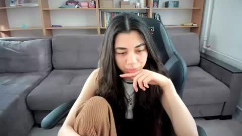 Snapshot of lanalandd chatting on 07-28-26, 03:21 Lana online show from 07-28-26, 03:21
