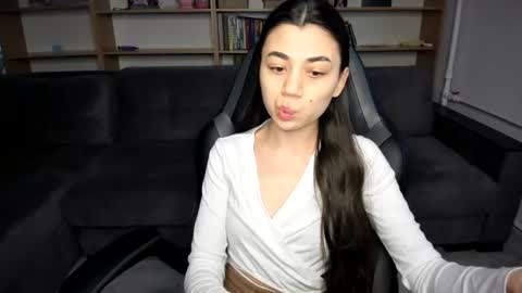 Snapshot of lanalandd chatting on 08-02-26, 06:06 Lana online show from 08-02-26, 06:06