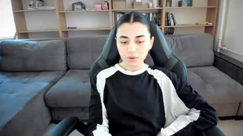 Snapshot of lanalandd chatting on 08-03-26, 05:38 Lana online show from 08-03-26, 05:38