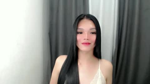 lanawyatt_ online show from 09-18-25, 11:56