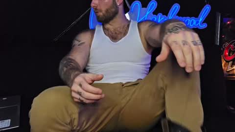 Snapshot of lancehardwood222 chatting on 12-22-24, 02:49 LANCE online show from 12-22-24, 02:49